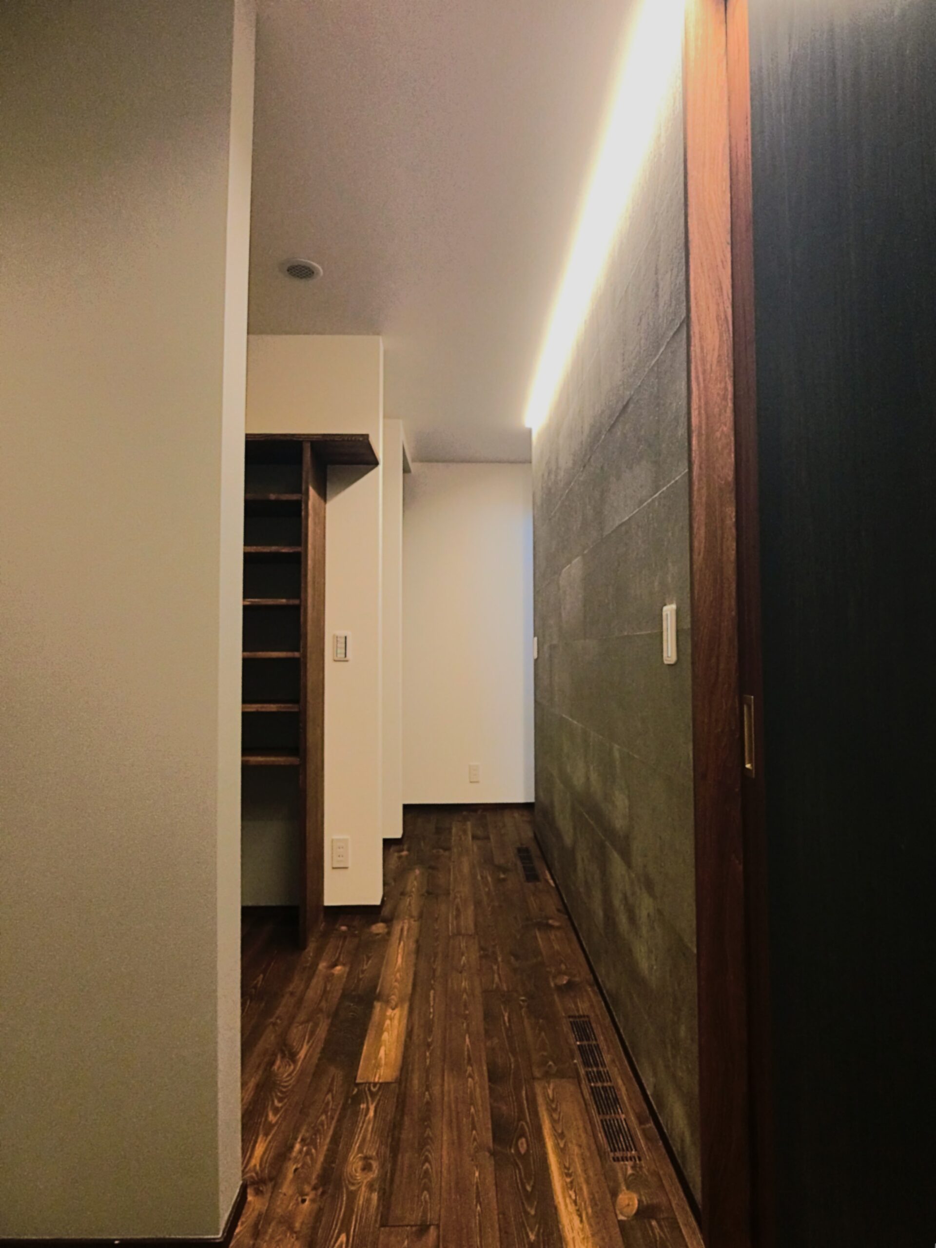 佐久市施工事例_玄関ホール